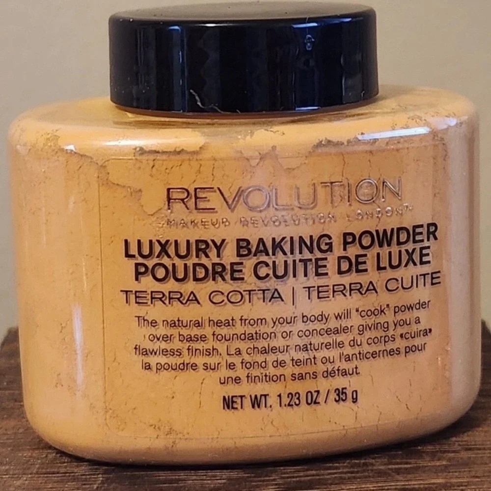 10-PIECE MAKEUP BUNDLE ✨ REVOLUTION, CRÈME SHOP, SPALIFE, NYX, ITALIA, REVLON